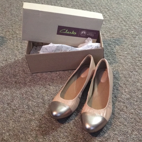 clarks gold flats